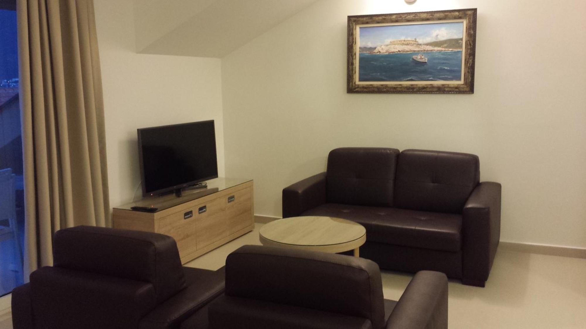 Apartments Grifone Lux Herceg Novi Kamer foto